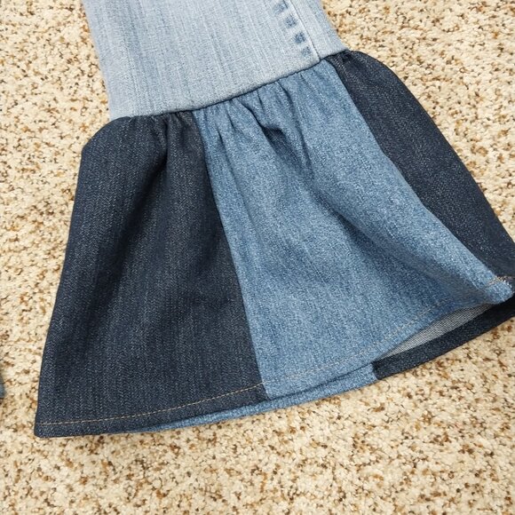 3035 Size 12 American Eagle Upcycled Ruffle Leg Jeans - Picture 2 of 8